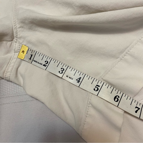 American Eagle Outfitters Womens Cream Shorts EUC size 8 - Picture 8 of 13